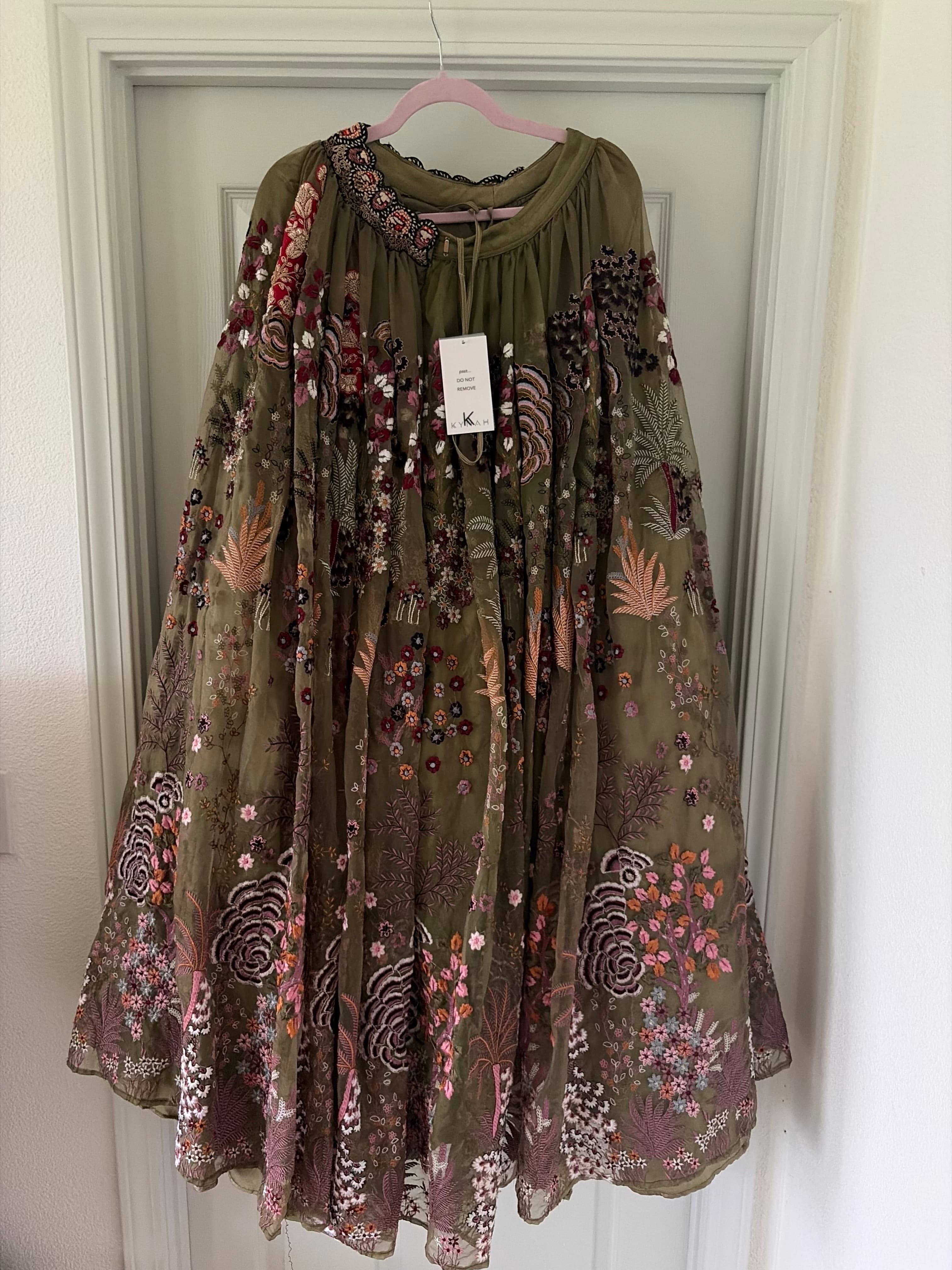 KYNAH KEERET SET | W/TAGS NEVER WORN - SIZE 2