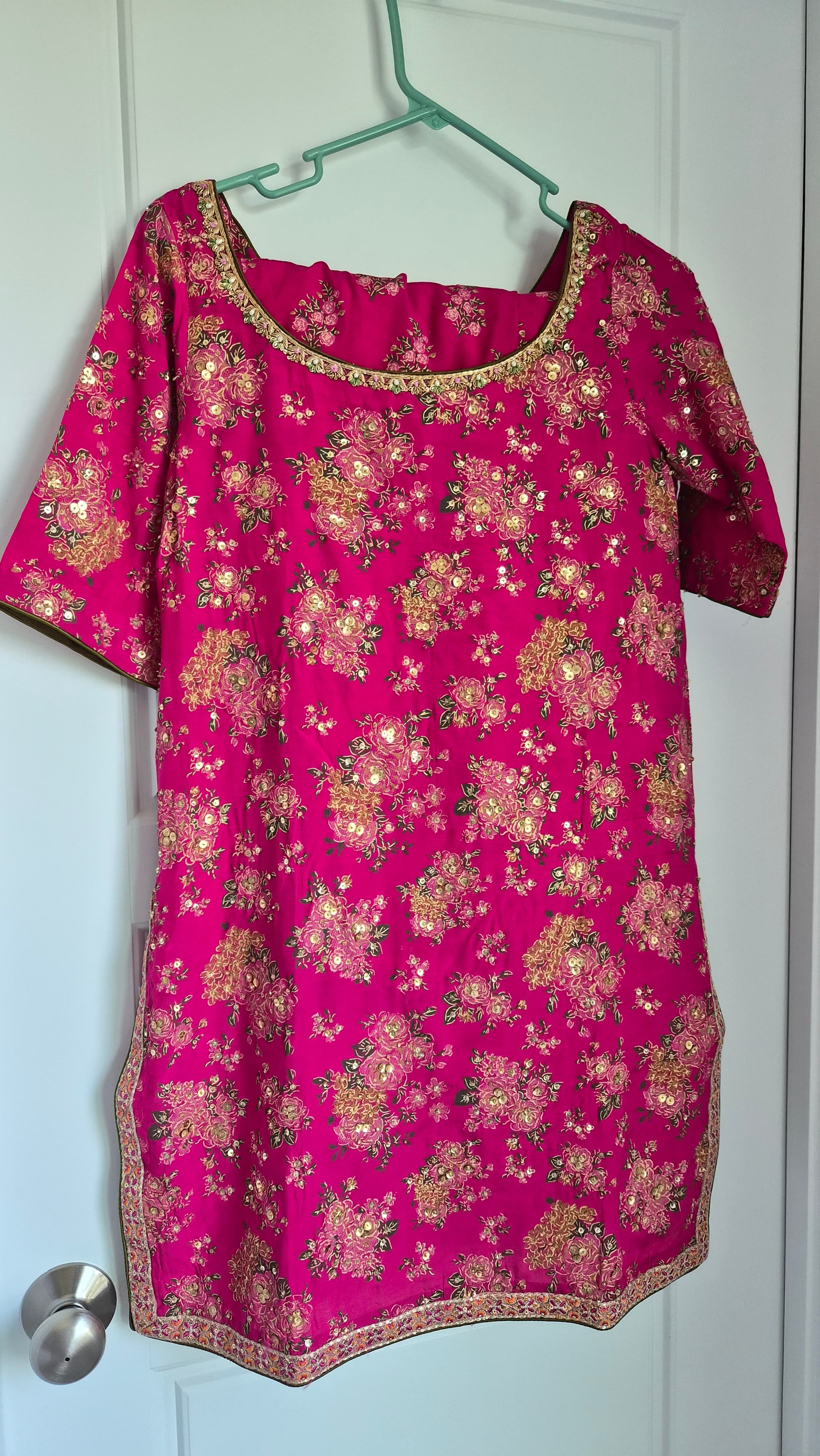 Maria Ali Brand New Suit Small size