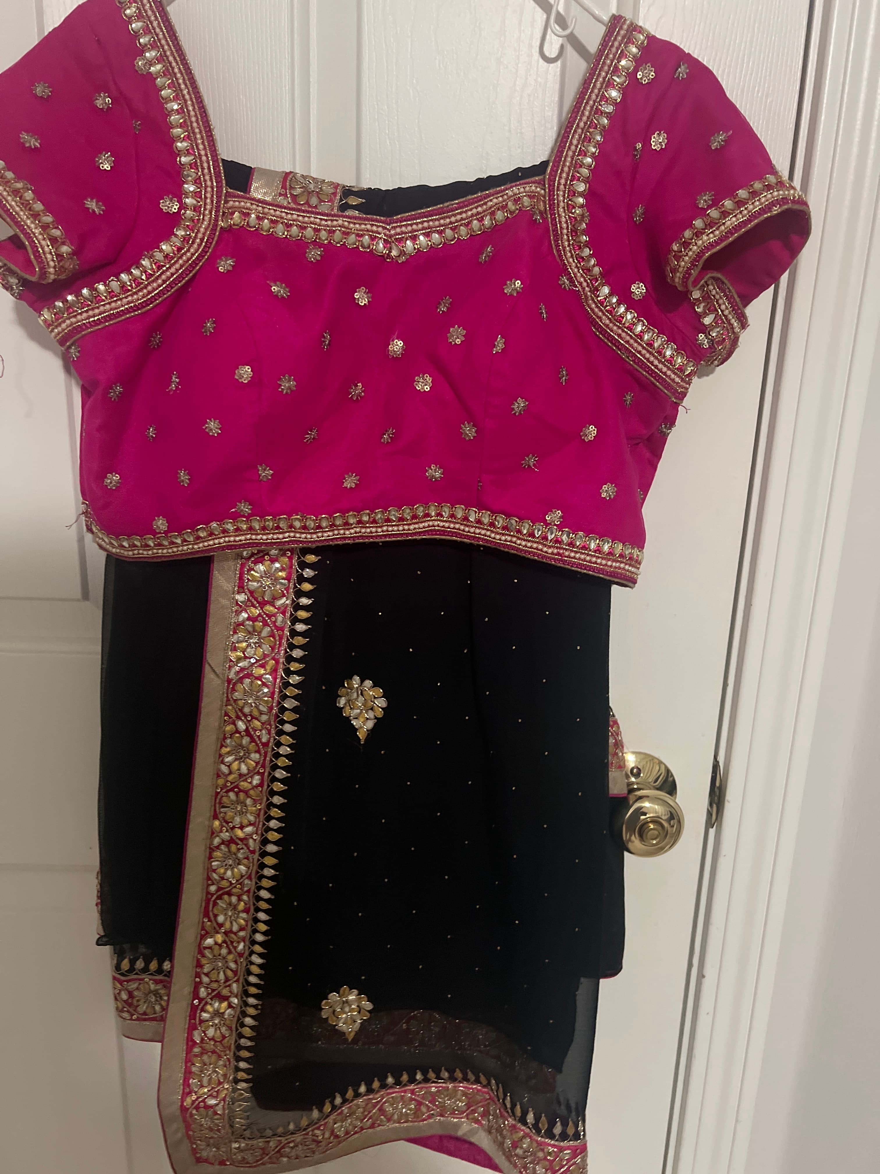 Black and Pink partywear saree
