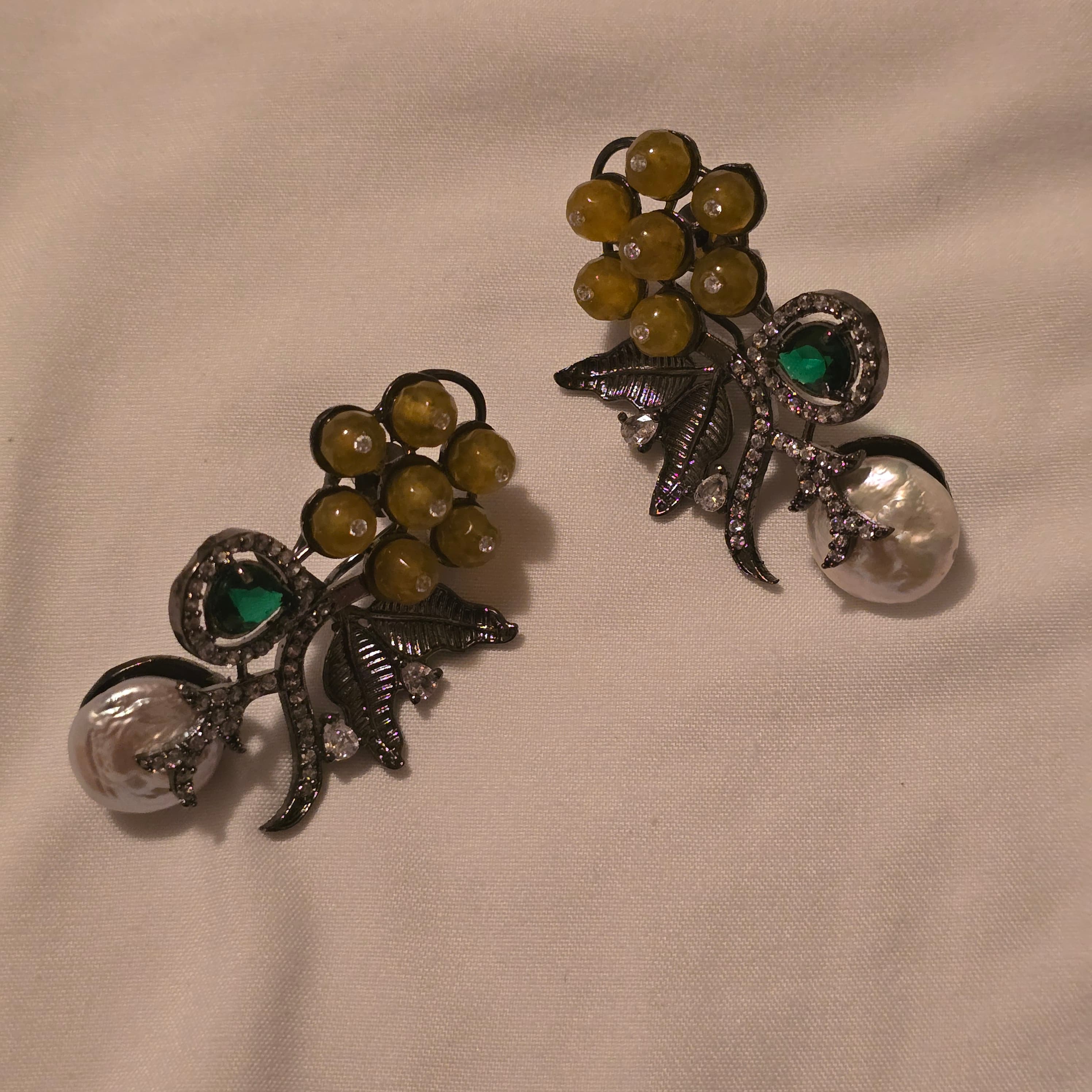 Victorian Finish Earrings With Yellow And Green Crystals