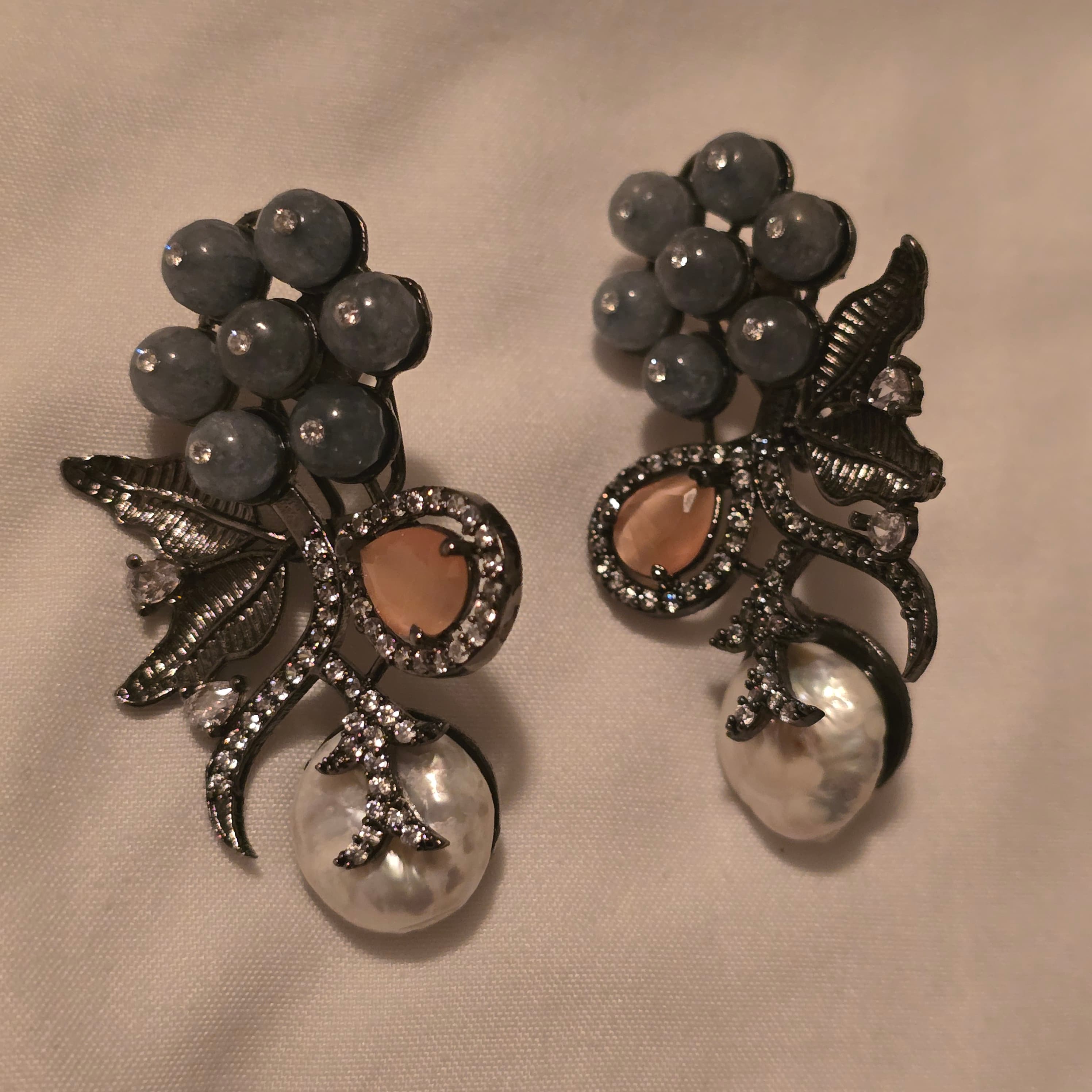 Grey And Peach Earrings In Victorian Finish With Faux Pearl