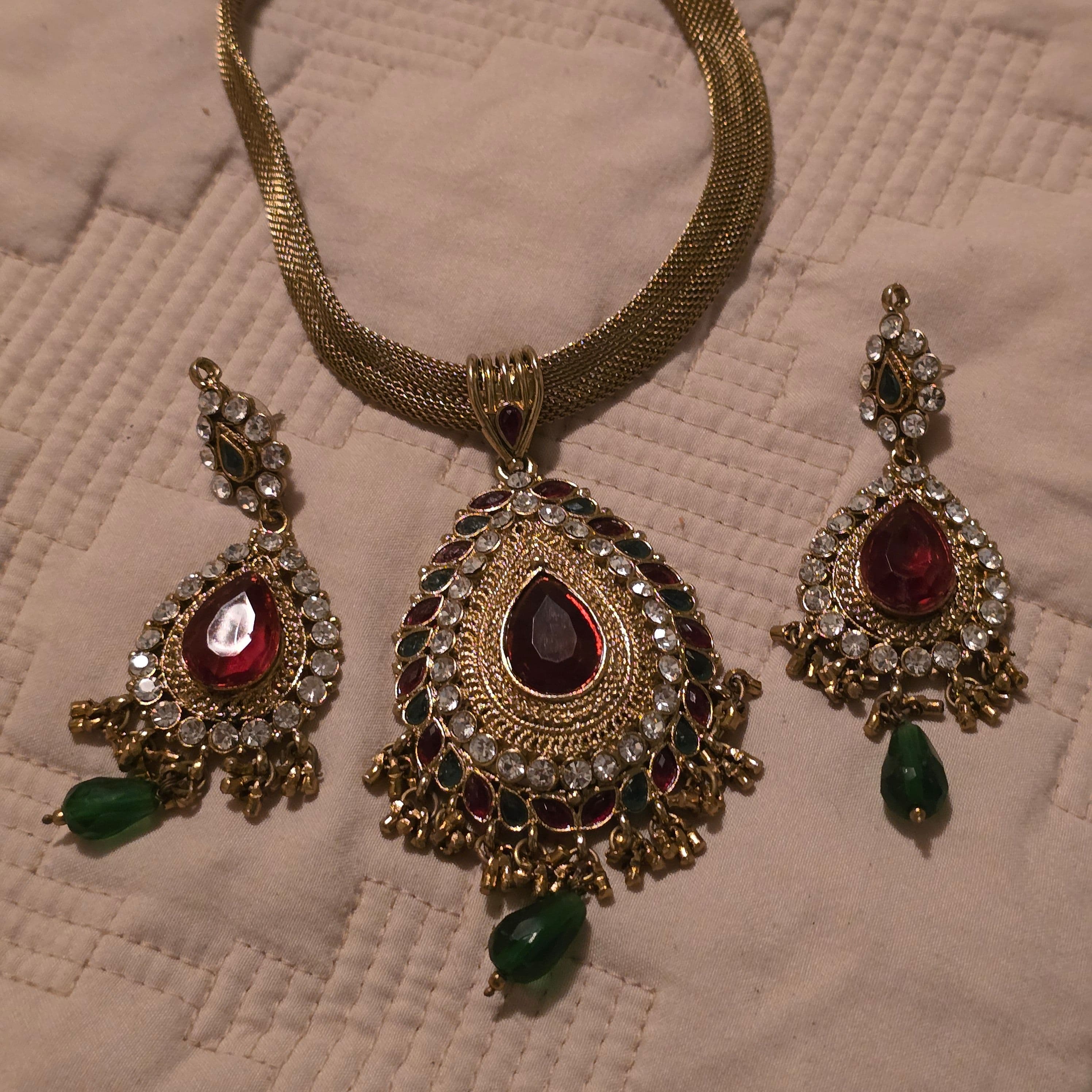 Stunning Gold-Toned Necklace Set with Red & Green Stones and Clear Crystals