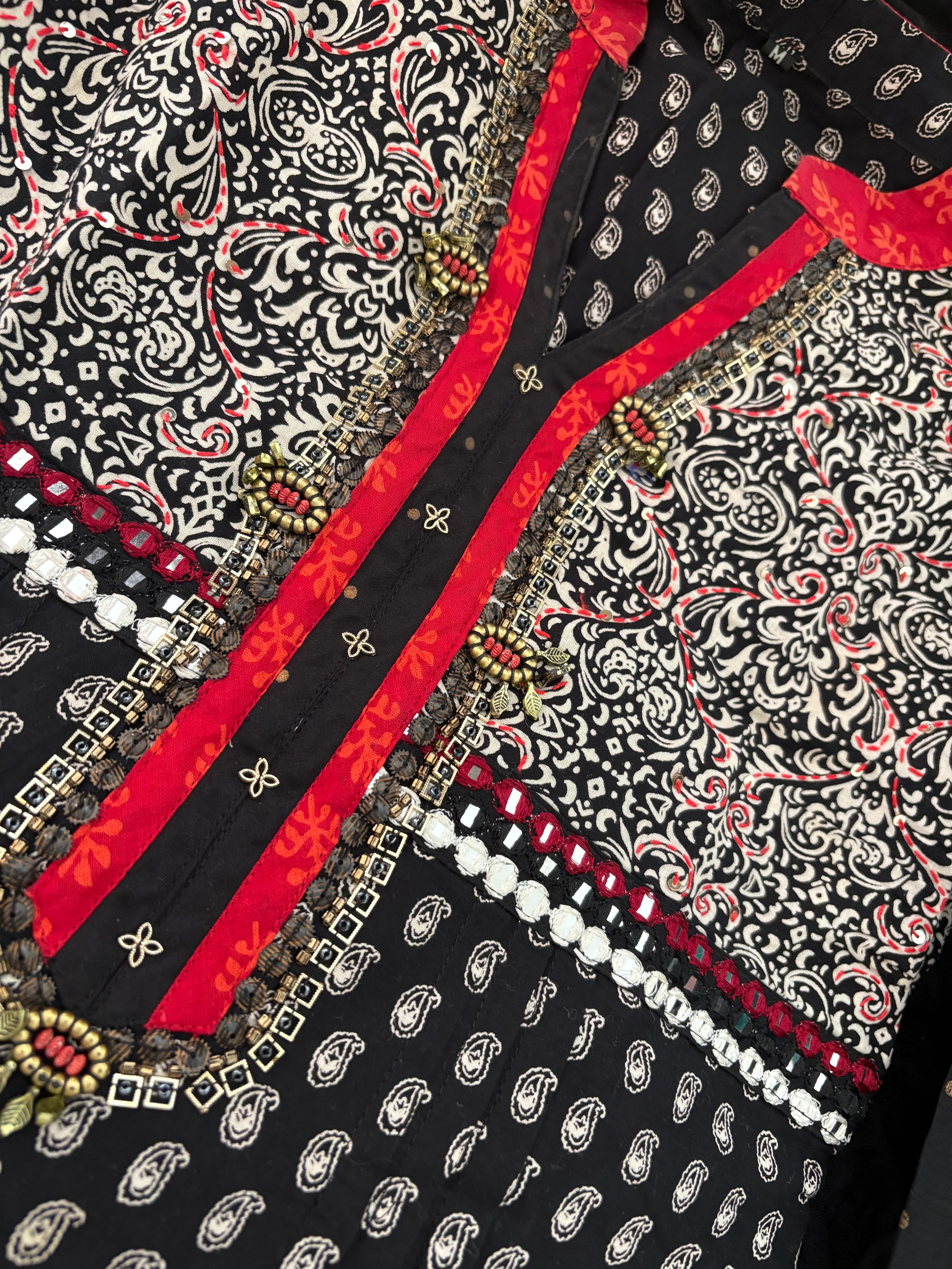 Elegant Black & White Paisley Print Kurta with Red Accents and Sequin Work