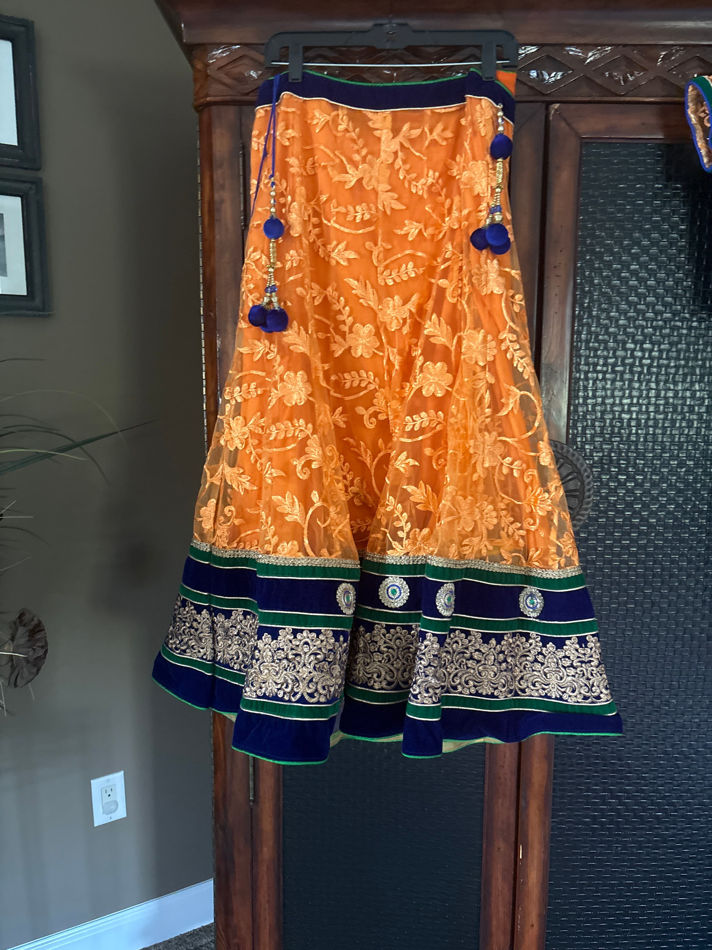 Choli suit